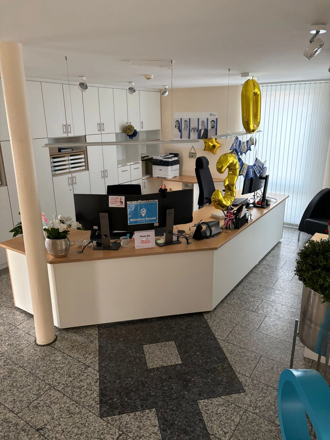Blitzeblank - Gebäudeservice - Skarabäus Apotheke Köln